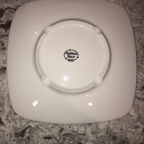 Butterfly Design Square Plate - Picture 2 of 5